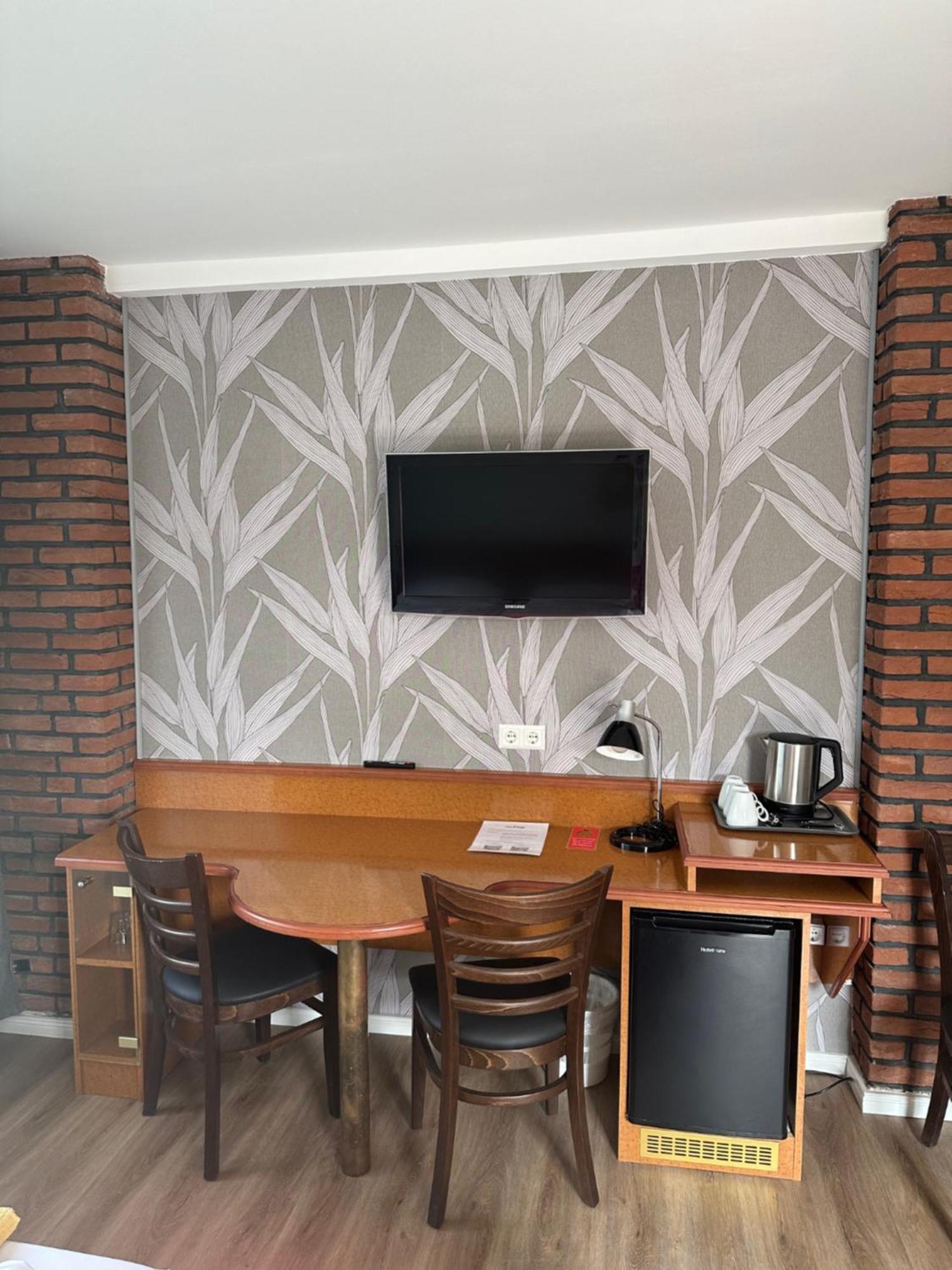 Hotel Pirol Berlin Bagian luar foto