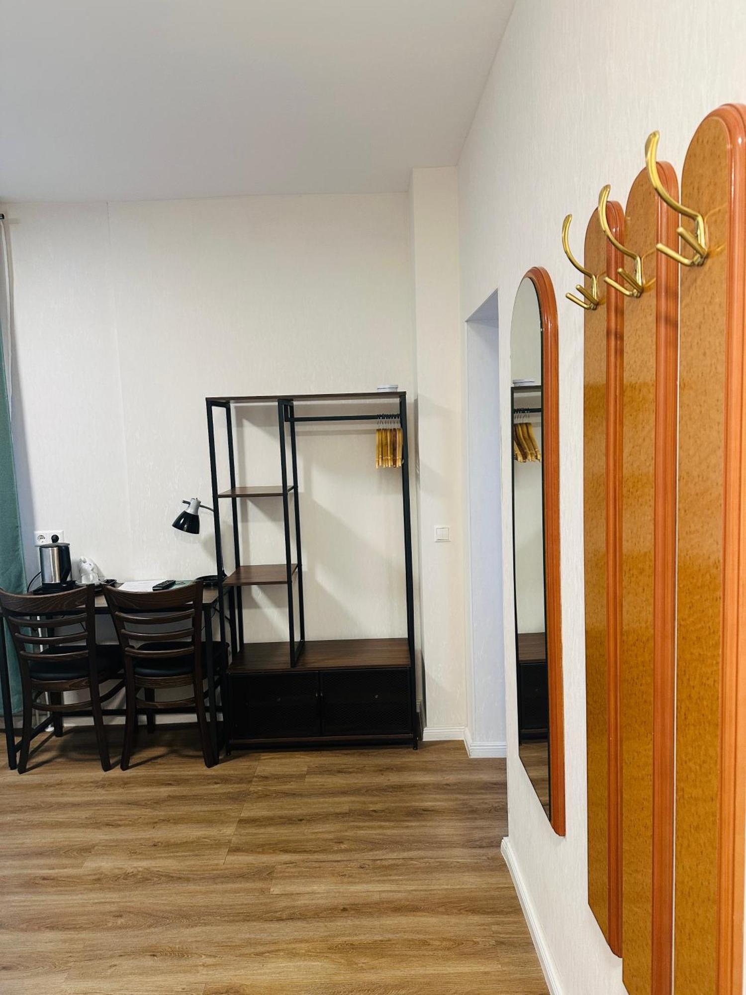 Hotel Pirol Berlin Bagian luar foto